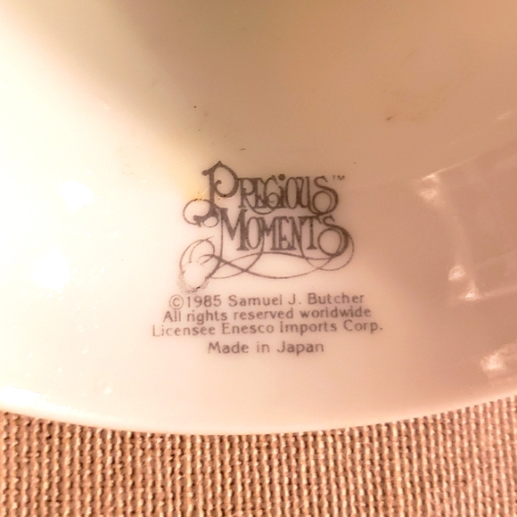 PRECIOUS MOMENTS VINTAGE SET OF 4 CHRISTMAS ANGEL BELLS - Picture 7 of 10